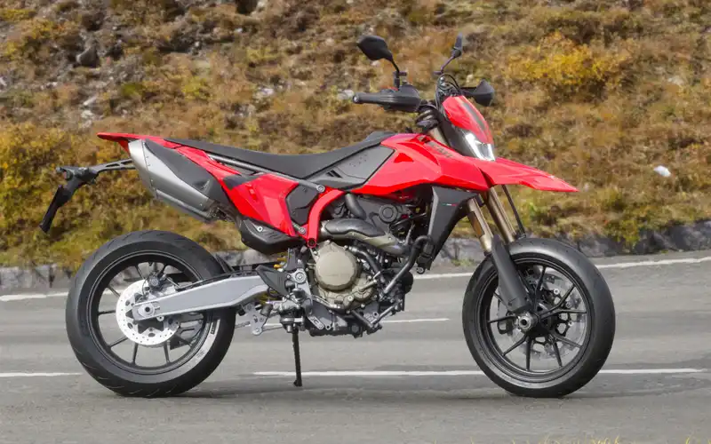 2025 Ducati Hypermotard 698 Mono Review, Price and Specs