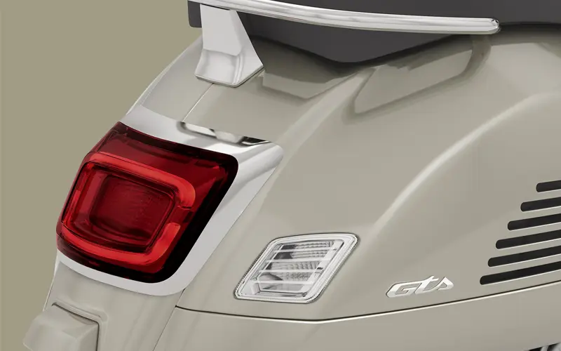 2025 Vespa GTS300 Tail Light United States autosoto
